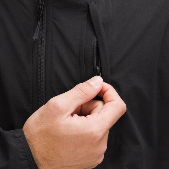 New Lululemon Men Sojourn Black Windbreaker Jacket Patch "The Boca Raton" L - Picture 9 of 13